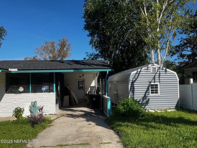 211 SATURN Lane N, Orange Park, FL 32073