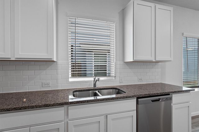 303 Clearlake DR, Hutto, TX 78634