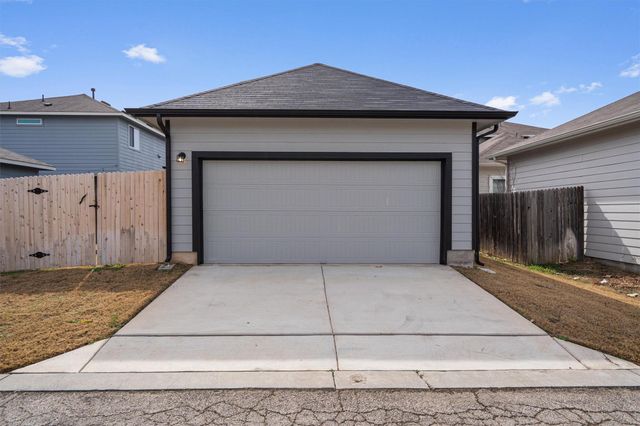 303 Clearlake DR, Hutto, TX 78634