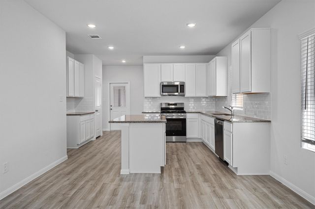 303 Clearlake DR, Hutto, TX 78634