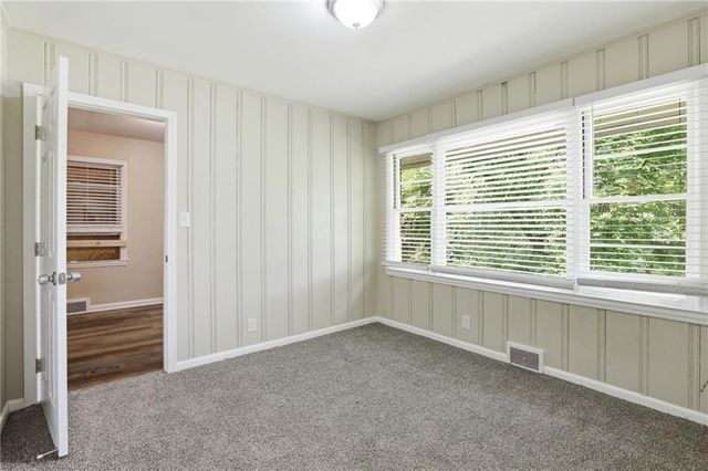 1865 S Columbia Place, Decatur, GA 30032