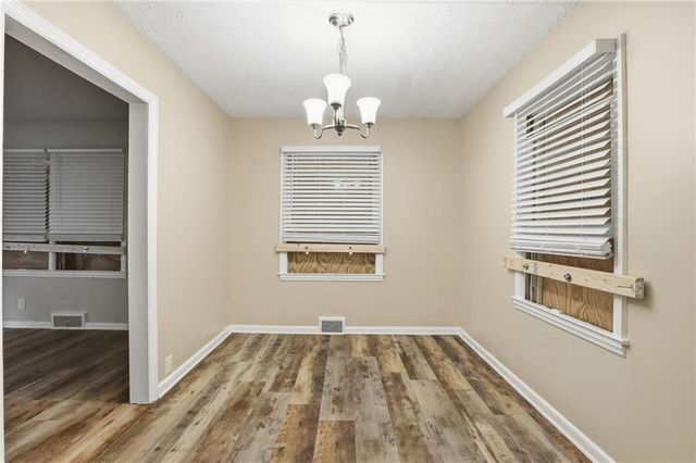 1865 S Columbia Place, Decatur, GA 30032