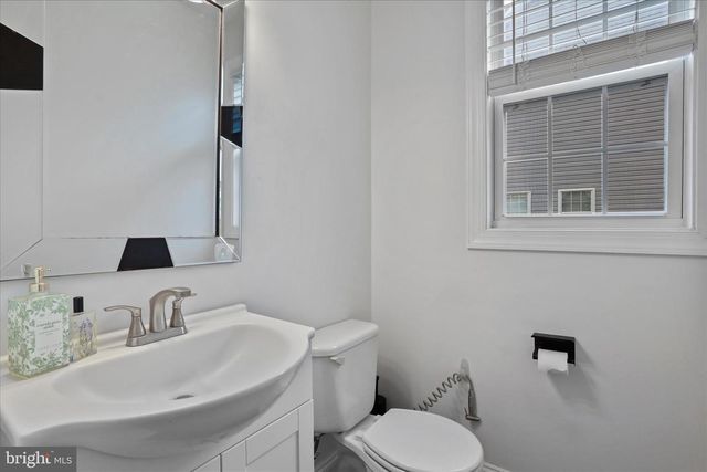 218 FLANAGAN DR, Winchester, VA 22602