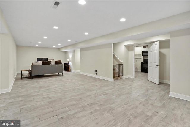 218 FLANAGAN DR, Winchester, VA 22602