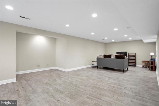 218 FLANAGAN DR, Winchester, VA 22602