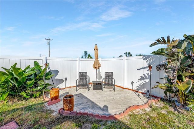 2203 SE 1st TER, Cape Coral, FL 33990