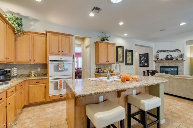 8125 Soledad Canyon Street, Las Vegas, NV 89131