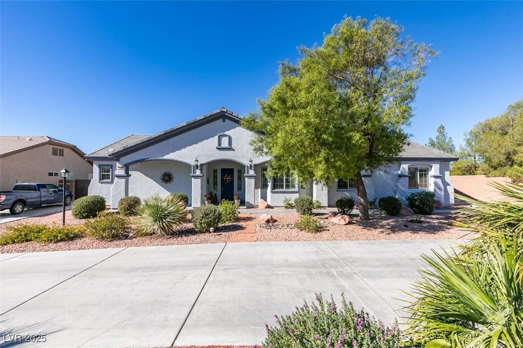 8125 Soledad Canyon Street, Las Vegas, NV 89131