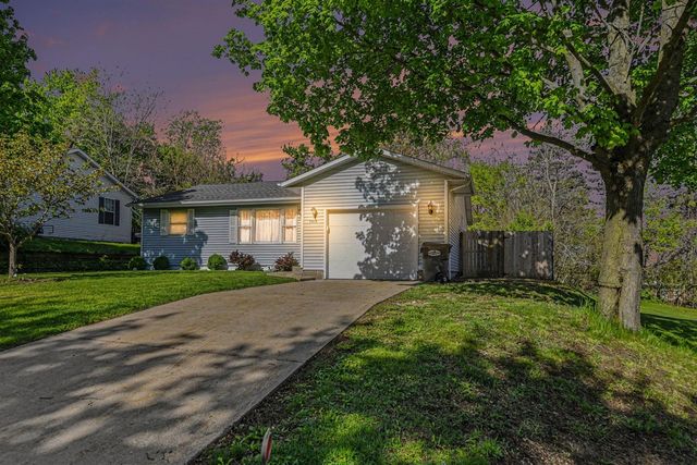 7418 Aumack Drive, Eau Claire, MI 49111