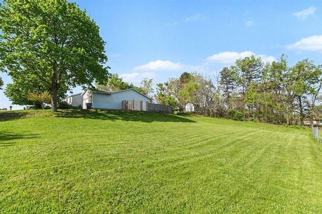 7418 Aumack Drive, Eau Claire, MI 49111