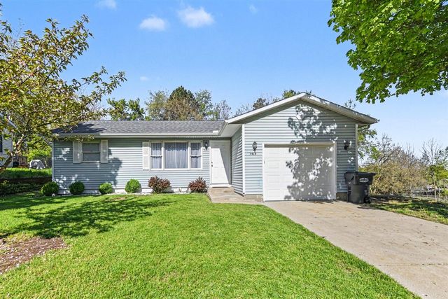 7418 Aumack Drive, Eau Claire, MI 49111