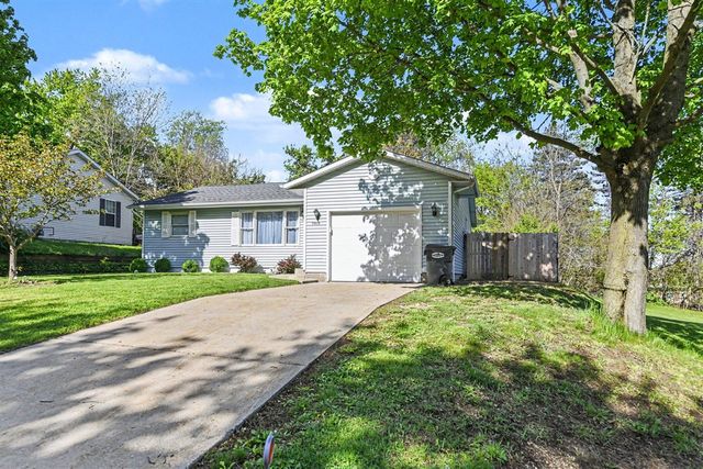 7418 Aumack Drive, Eau Claire, MI 49111