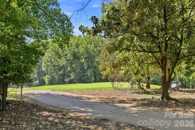9110 Raintree Lane, Charlotte, NC 28277