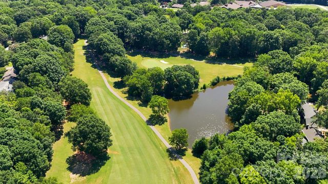 9110 Raintree Lane, Charlotte, NC 28277