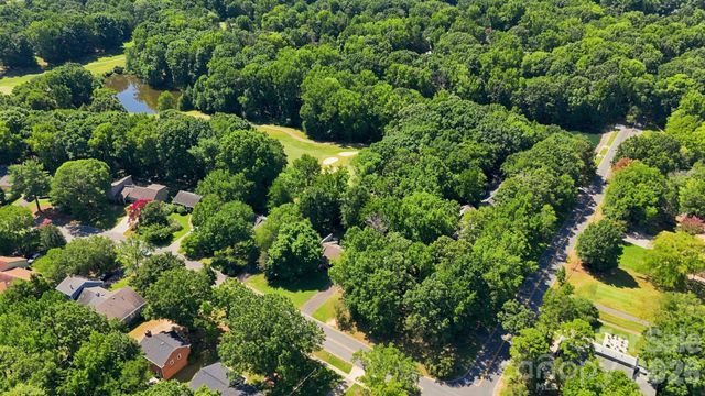 9110 Raintree Lane, Charlotte, NC 28277