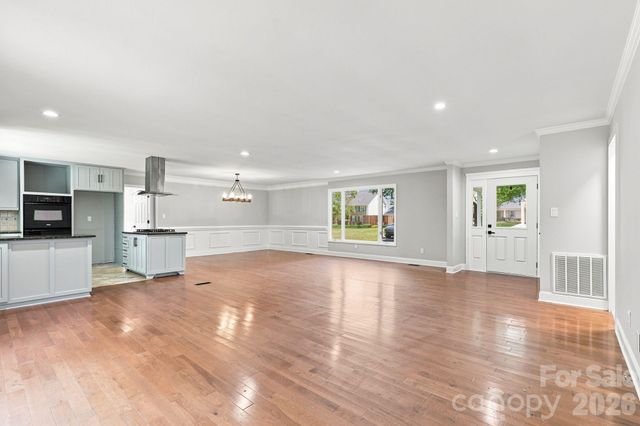 9110 Raintree Lane, Charlotte, NC 28277