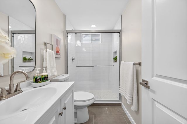 72 Arcadia Ave, Waltham, MA 02452