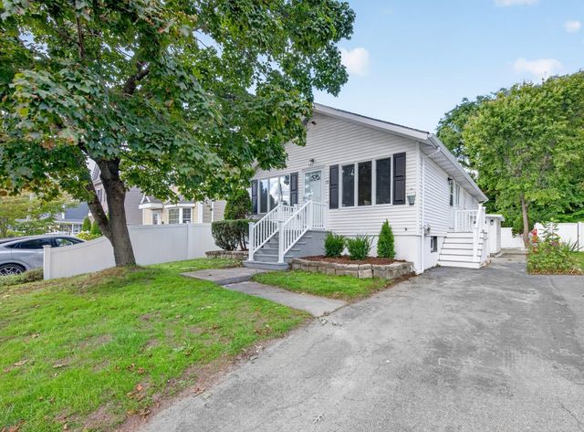 72 Arcadia Ave, Waltham, MA 02452