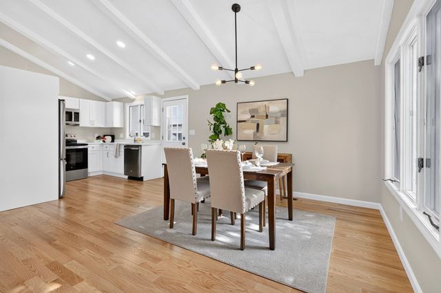 72 Arcadia Ave, Waltham, MA 02452