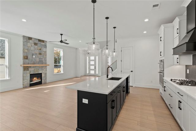 111 Pine Hill Way, Clemson, SC 29631