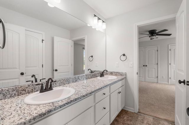 154 Red Oak Court, Smiths Station, AL 36877