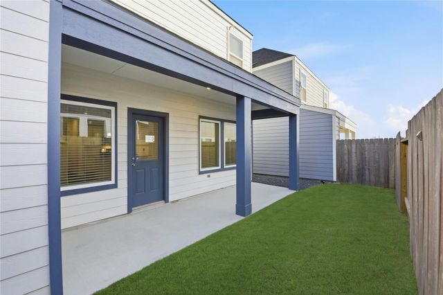 3022 La Latina Drive, Houston, TX 77047