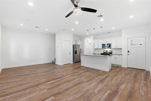 3022 La Latina Drive, Houston, TX 77047