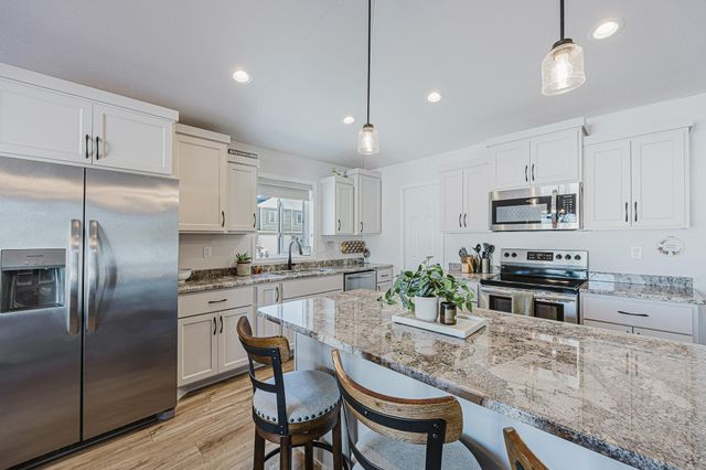 6191 Martin Lane W, West Fargo, ND 58078