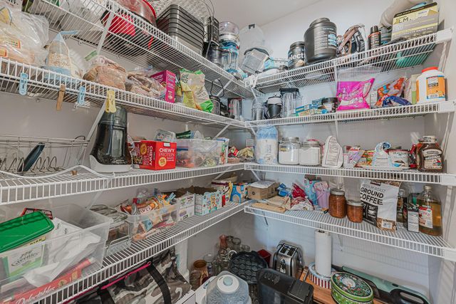 6191 Martin Lane W, West Fargo, ND 58078