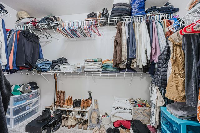 6191 Martin Lane W, West Fargo, ND 58078