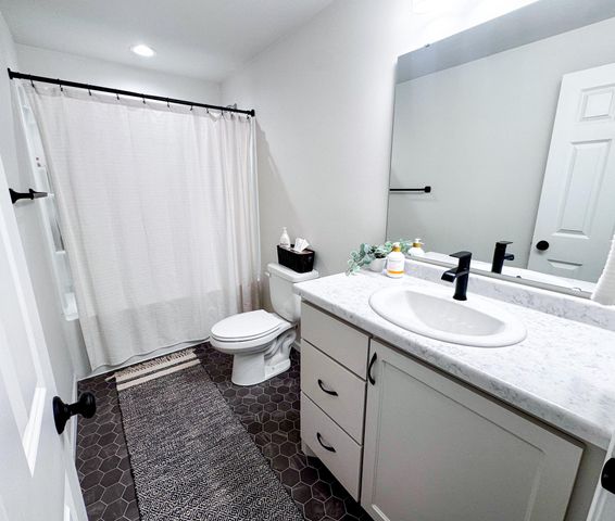 6191 Martin Lane W, West Fargo, ND 58078