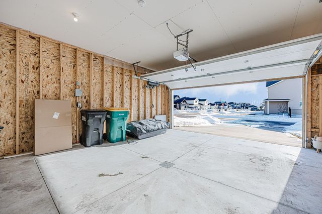 6191 Martin Lane W, West Fargo, ND 58078