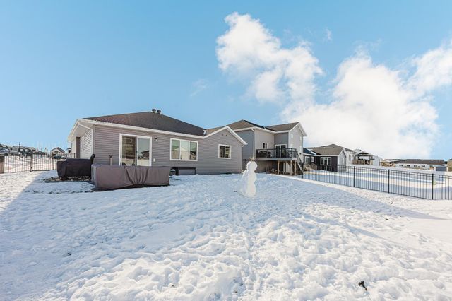 6191 Martin Lane W, West Fargo, ND 58078