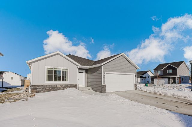 6191 Martin Lane W, West Fargo, ND 58078