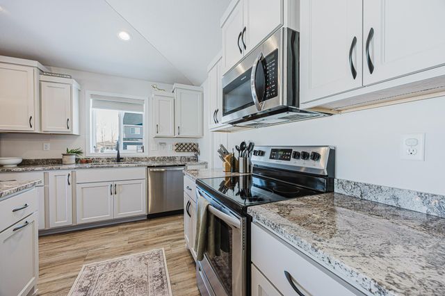 6191 Martin Lane W, West Fargo, ND 58078