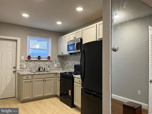 2238 S CLARION ST, Philadelphia, PA 19148