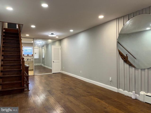 2238 S CLARION ST, Philadelphia, PA 19148