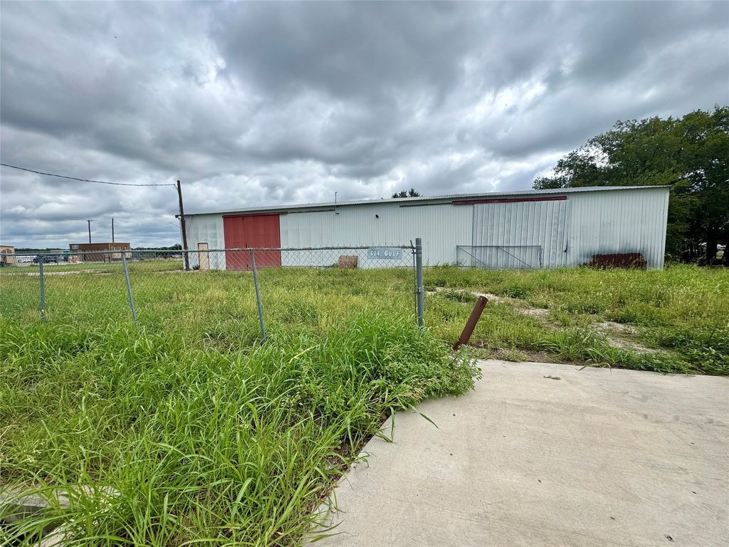 514 Gulf Avenue, Justin, TX 76247
