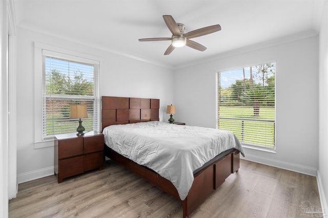 10289 Sugar Creek Dr, Pensacola, FL 32514