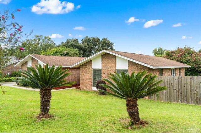 10289 Sugar Creek Dr, Pensacola, FL 32514