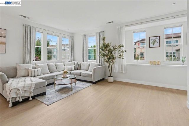 6380 Monterey Way, Dublin, CA 94568