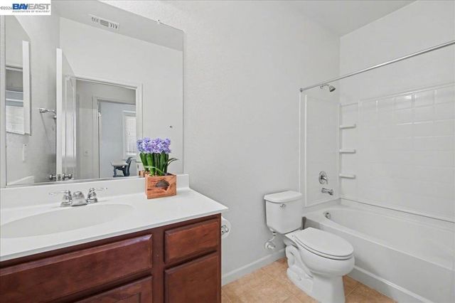 6380 Monterey Way, Dublin, CA 94568