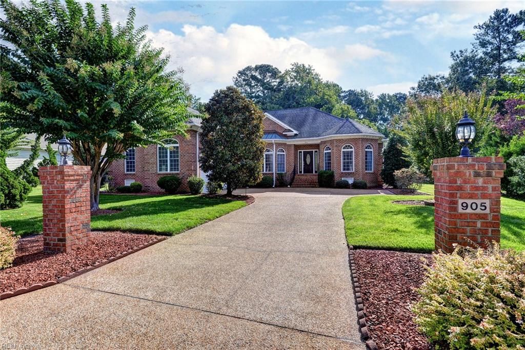 905 Water Fowl DR, Yorktown, VA 23692