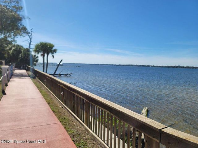 225 S Tropical Trail 901, Merritt Island, FL 32952