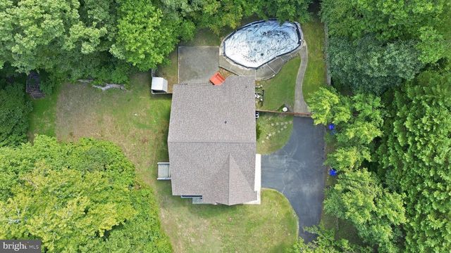 6850 BARNEY DR, Hughesville, MD 20637