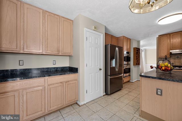 6850 BARNEY DR, Hughesville, MD 20637