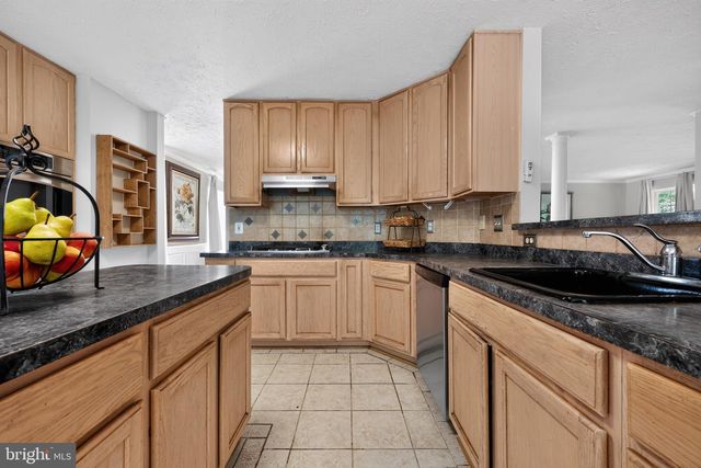 6850 BARNEY DR, Hughesville, MD 20637