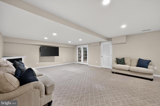 6850 BARNEY DR, Hughesville, MD 20637