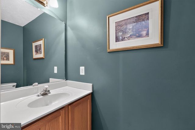 6850 BARNEY DR, Hughesville, MD 20637