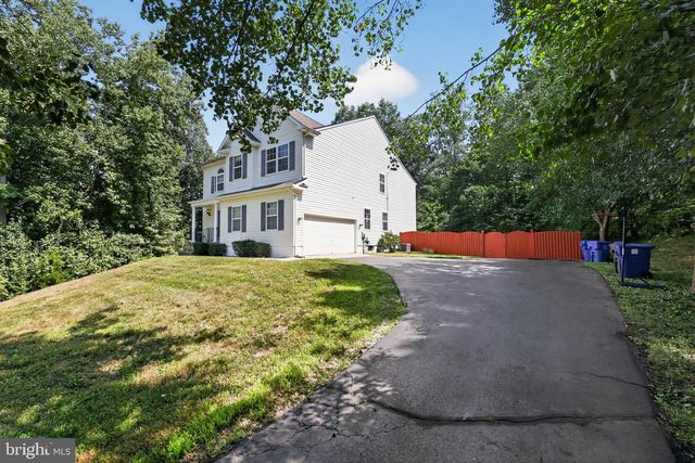 6850 BARNEY DR, Hughesville, MD 20637